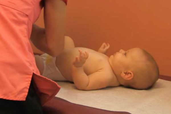 baby-examination